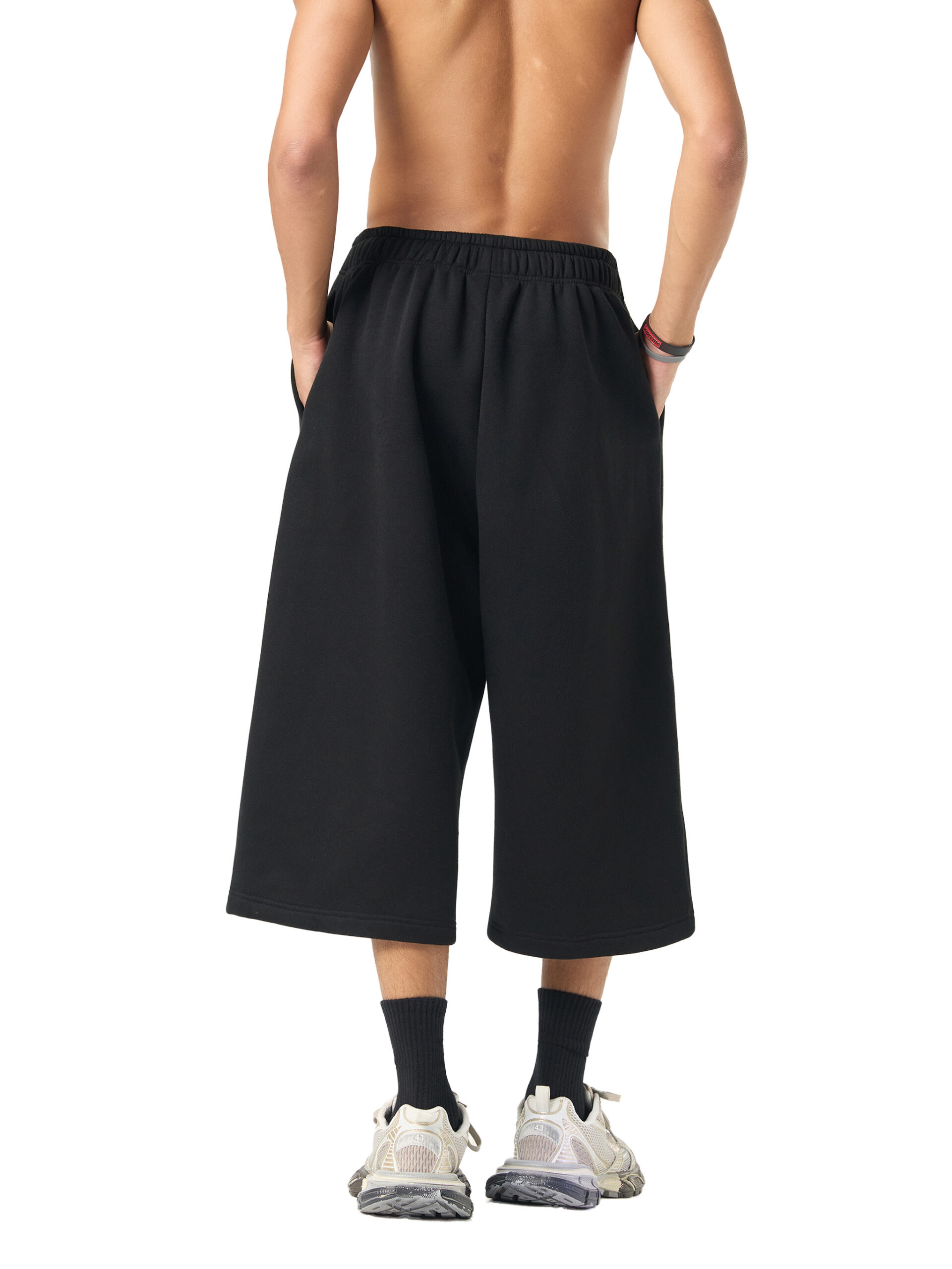 Drawstring Three-quarter Sweatpants