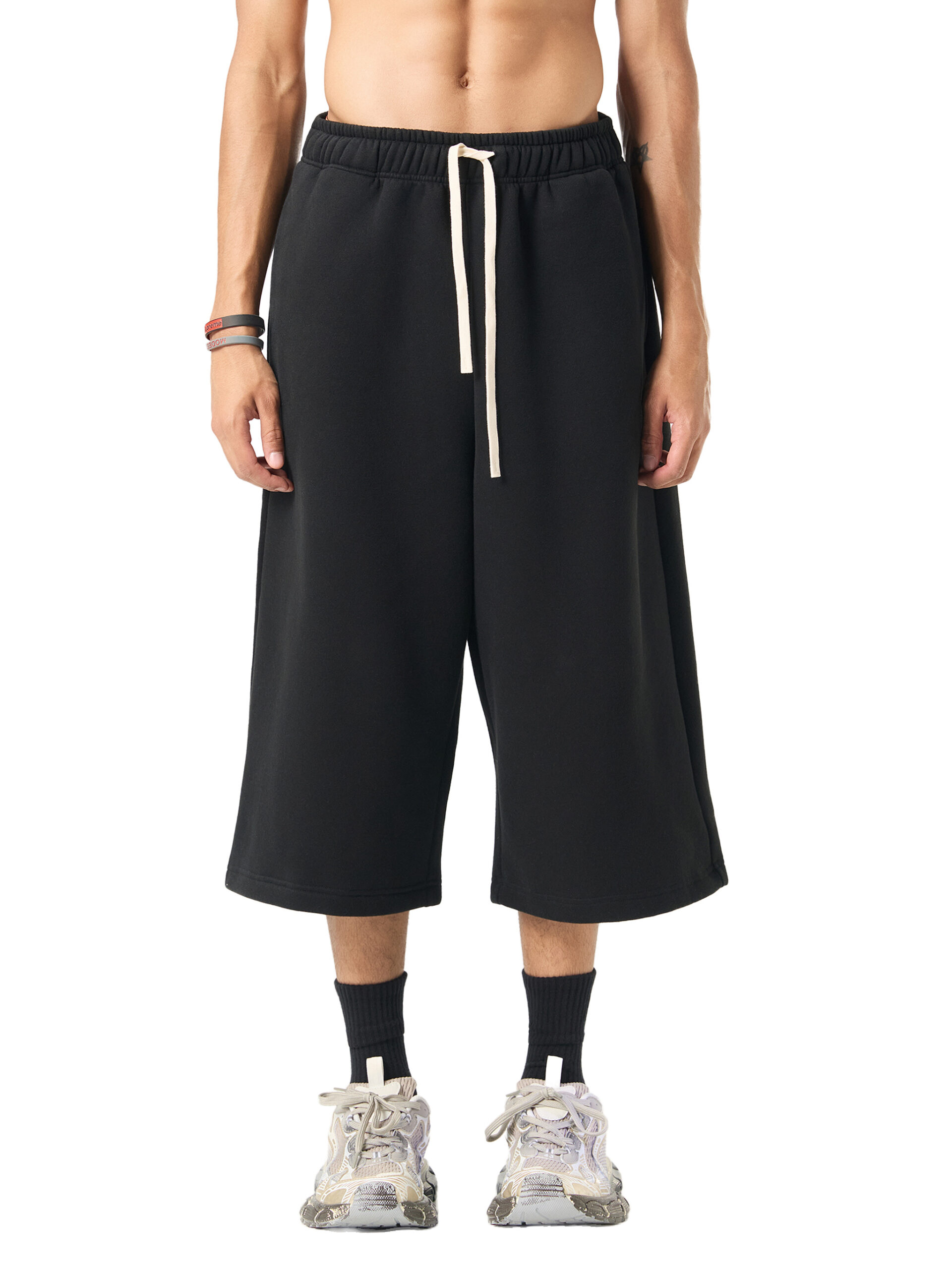 Drawstring Three-quarter Sweatpants